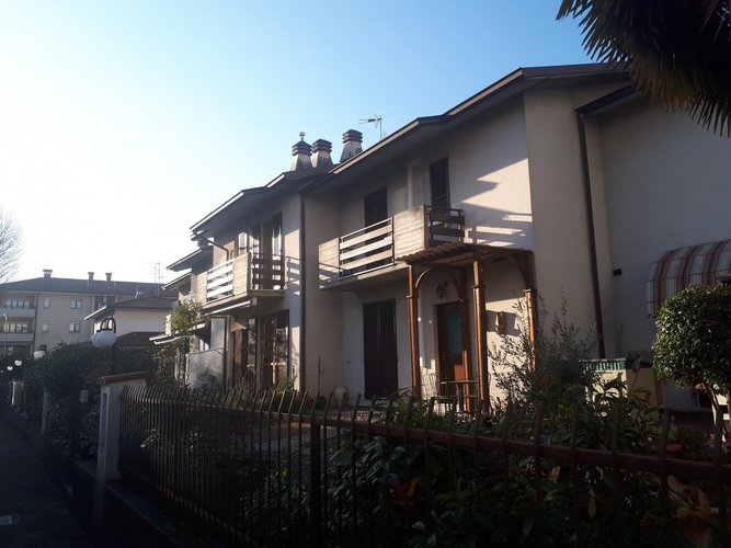 VILLA A SCHIERA Gorgonzola