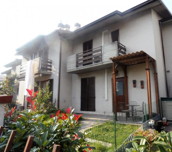 VILLA A SCHIERA Gorgonzola