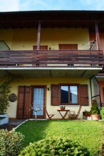 Studio Casa propone Villa Schiera a Premolo Premolo