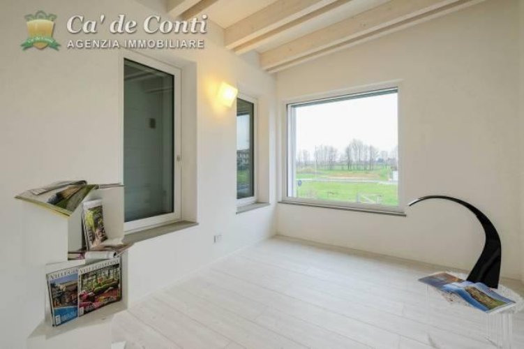 Nuova villa tutta su unico piano con solarium di 70 mq Bolgare