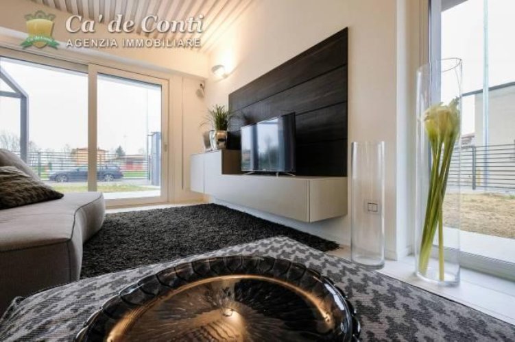 Nuova villa tutta su unico piano con solarium di 70 mq Bolgare