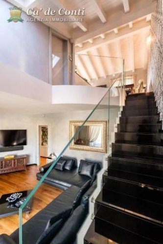 ELEGANTE ATTICO CON SOLARIUM E PISCINA SUL TETTO Grumello del Monte