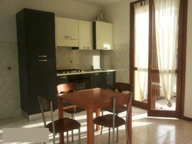 MONOLOCALE Trezzano Rosa