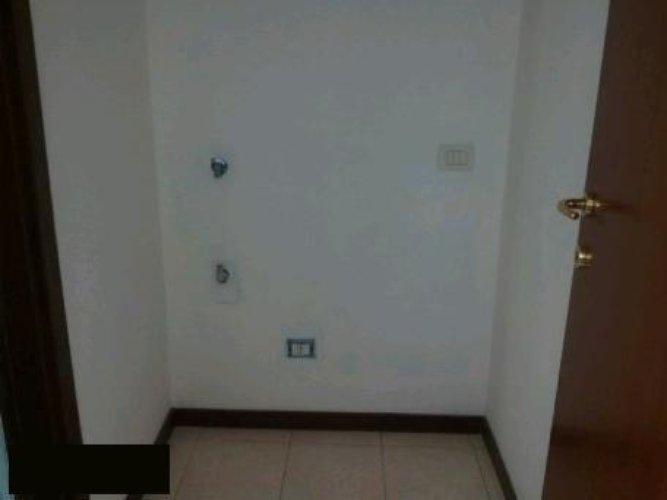 MONOLOCALE Trezzano Rosa