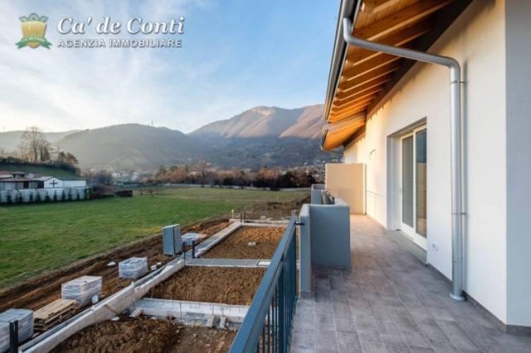 192 mq ampia soluzione Dupplex di testa classe A Berzo San Fermo