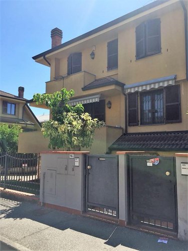 BIFAMILIARE Gorgonzola