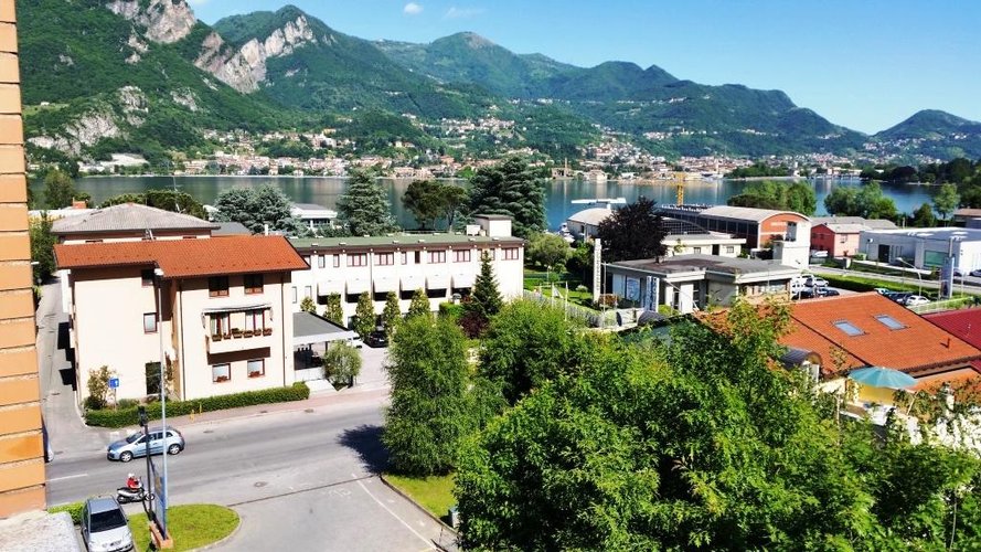 ATTIVITA'/LIC.COMMERCIALE Garlate