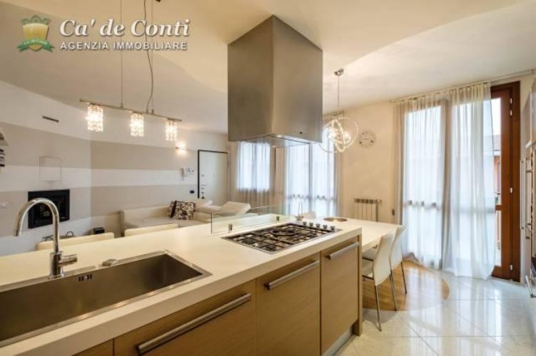 Attico con vista sulle colline Bagnatica