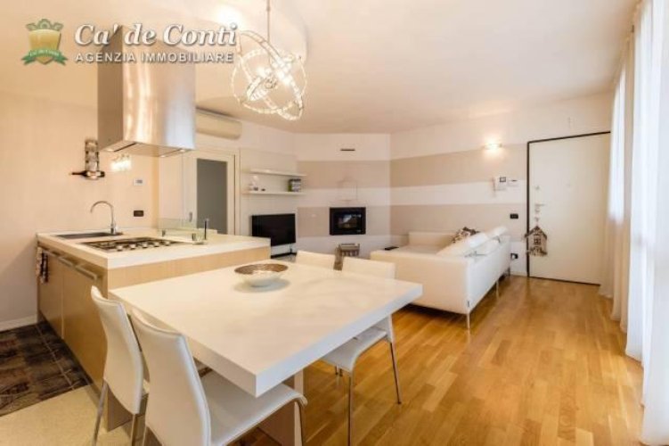 Attico con vista sulle colline Bagnatica