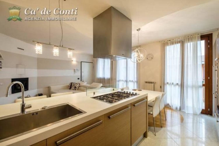 Attico con vista sulle colline Bagnatica