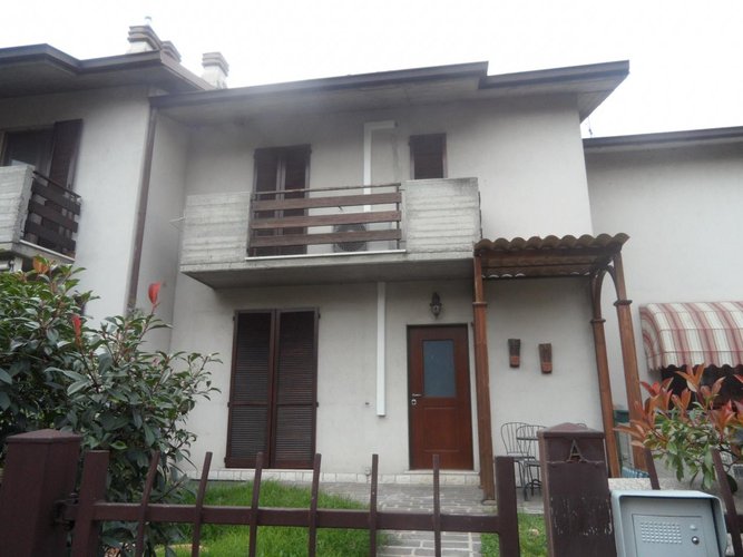 VILLA A SCHIERA Gorgonzola