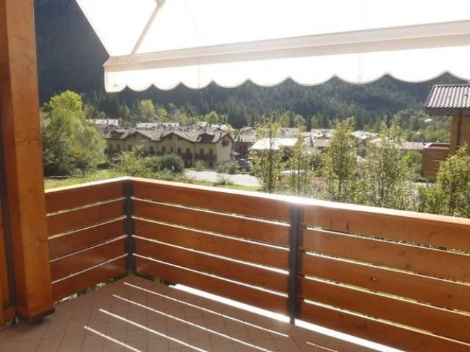 Villa a Schiera Onore