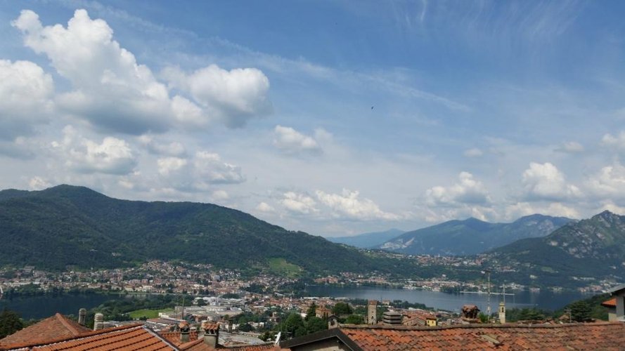 CASA SEMI INDIPENDENTE Calolziocorte