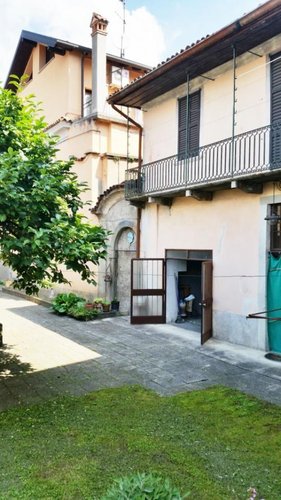 CASA SEMI INDIPENDENTE