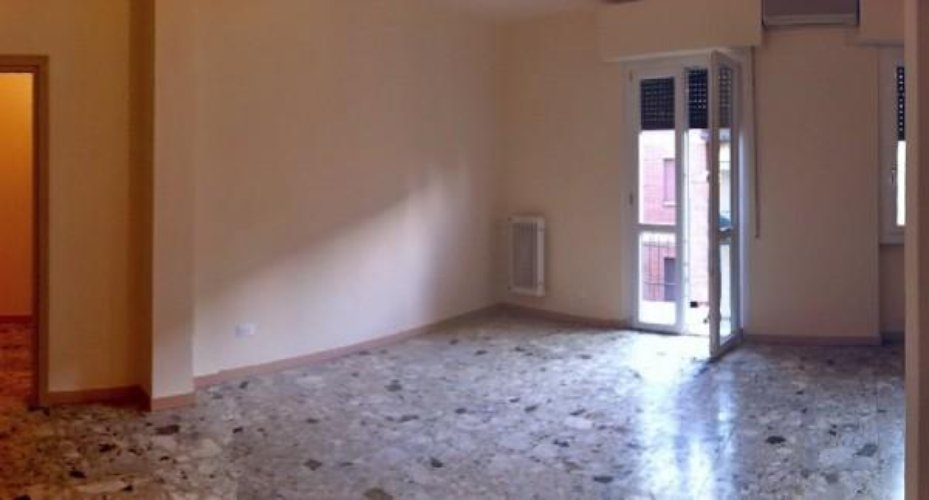 VILLA A SCHIERA San zeno naviglio