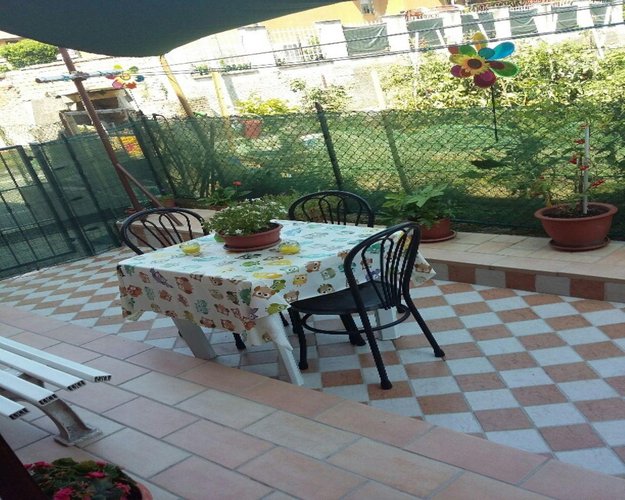 CASA INDIPENDENTE Castiraga vidardo