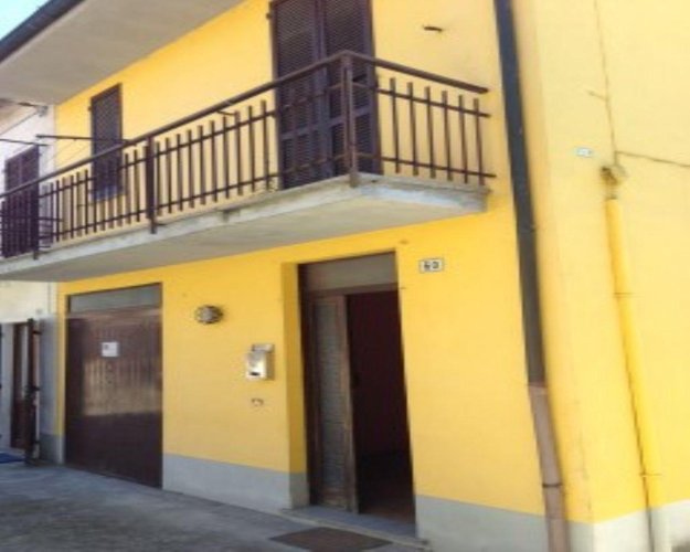 CASA INDIPENDENTE Pieve porto morone