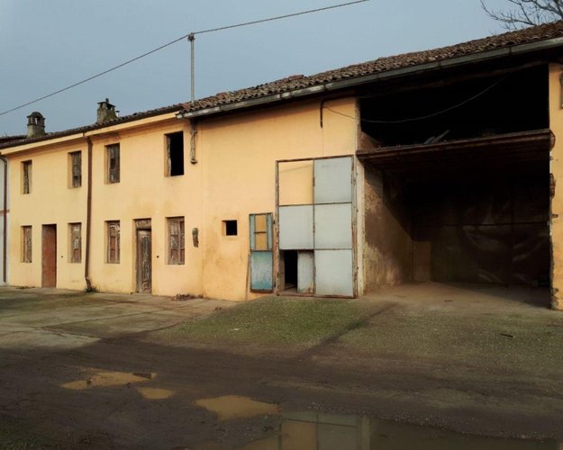 CASA INDIPENDENTE Pieve porto morone