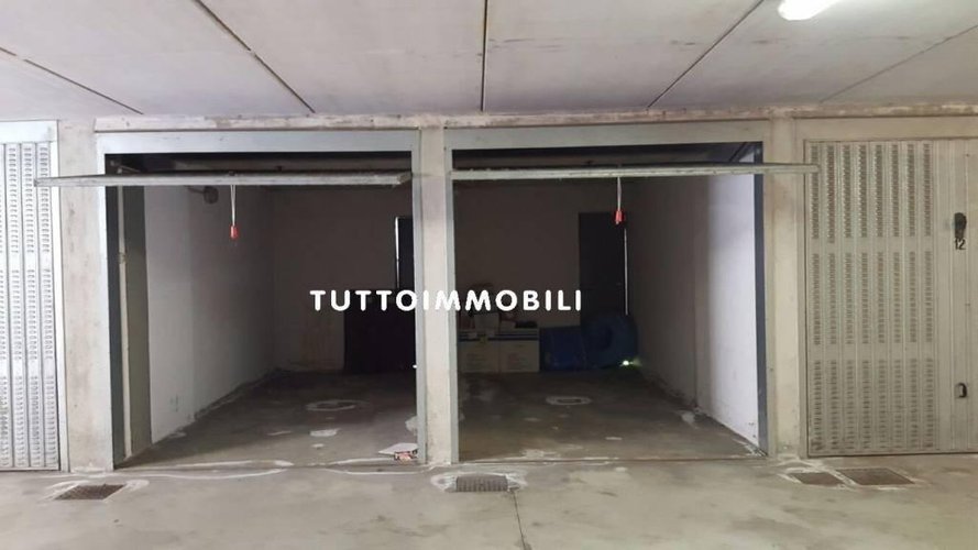 Alzano Lombardo Box Alzano Lombardo