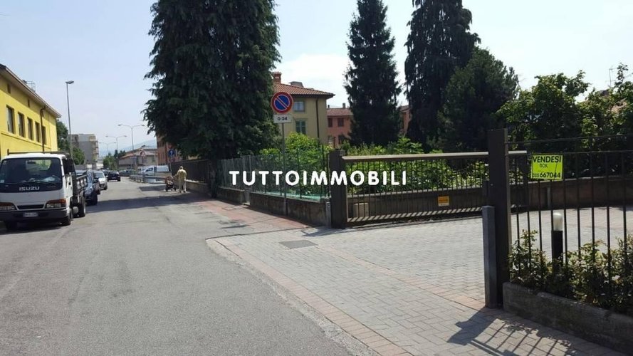 Alzano Lombardo Box Alzano Lombardo