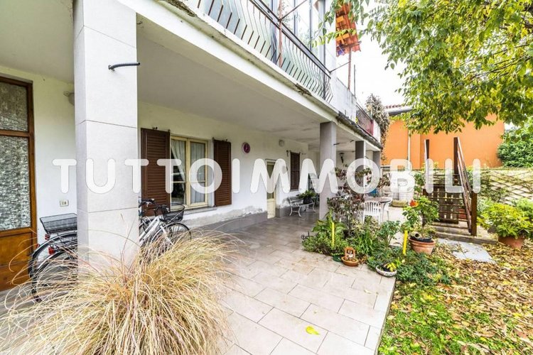 Cascina - Due trilocali Dalmine