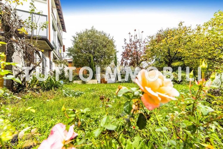 Cascina - Due trilocali Dalmine