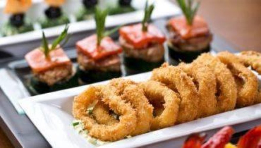 RISTORANTE PIZZERIA CEDESI A MARIANO COMENSE Mariano Comense