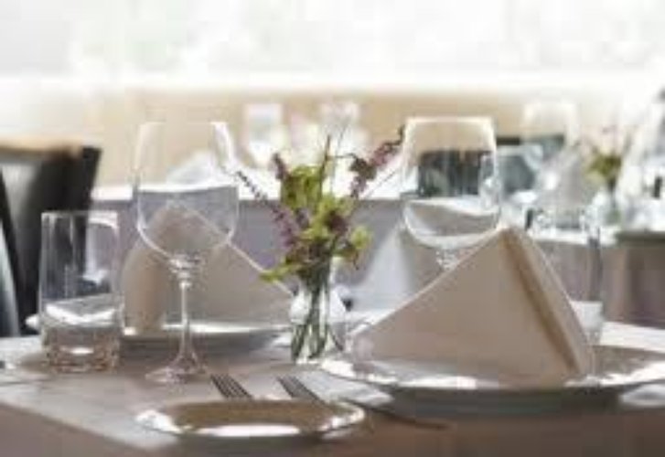 RISTORANTE PIZZERIA CEDESI A MARIANO COMENSE Mariano Comense