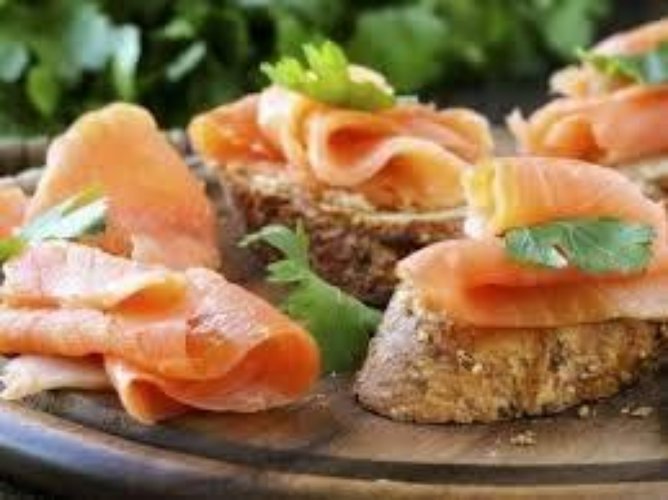 RISTORANTE PIZZERIA CEDESI A MARIANO COMENSE Mariano Comense