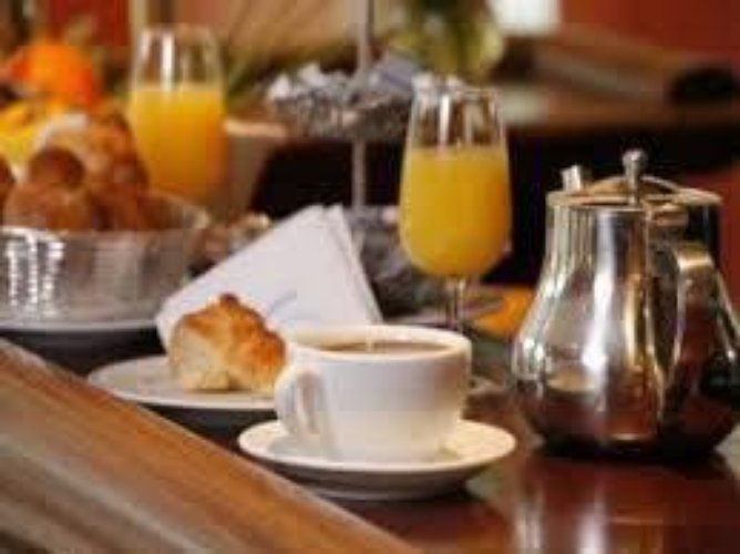 BAR TAVOLA FREDDA, adiacente ARCORE Arcore