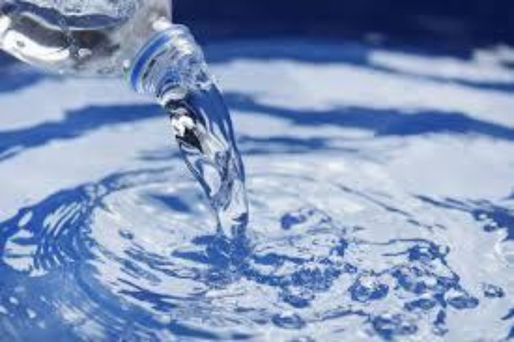 AZIENDA ACQUE MINERALI CEDESI, LEADER NEL SETTORE DELLA PROD Monza