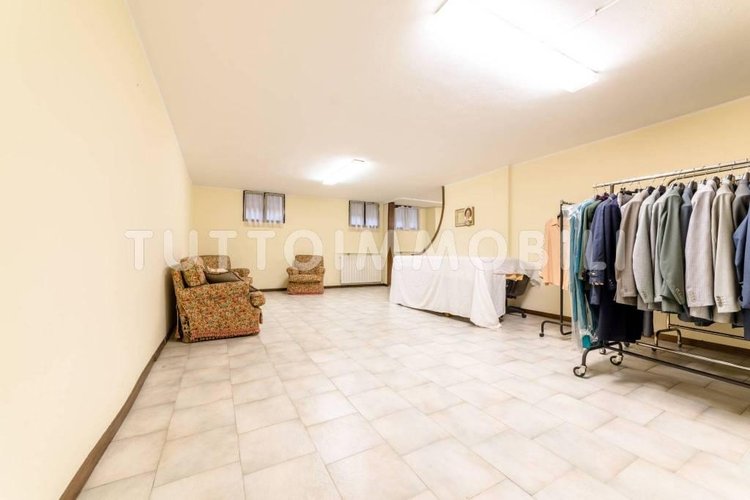 Pedrengo Negozio Pedrengo