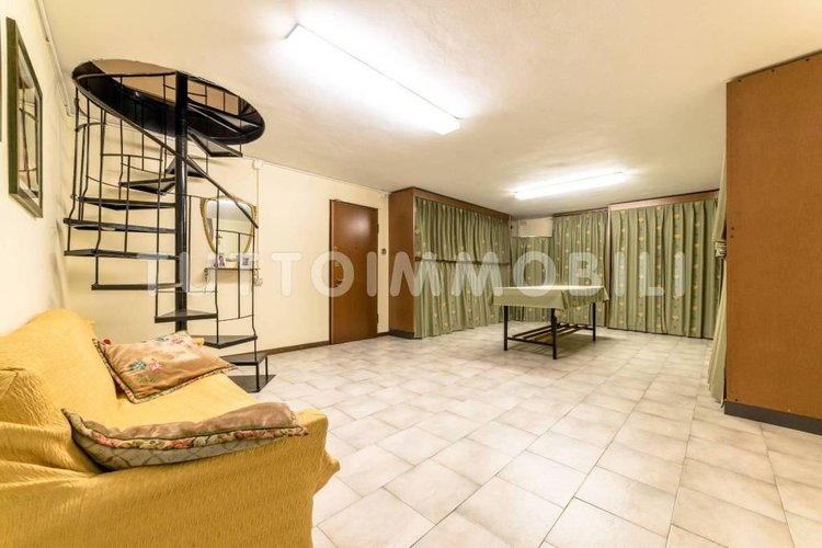 Pedrengo Negozio Pedrengo