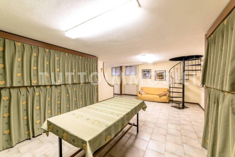 Pedrengo Negozio Pedrengo