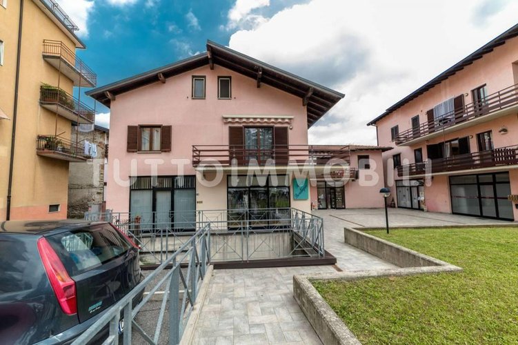 Pedrengo Negozio Pedrengo