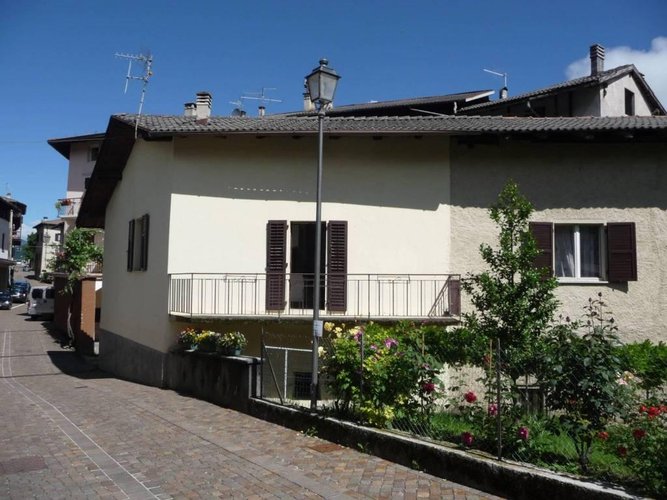 Porzione di casa da ristrutturare - Vattaro