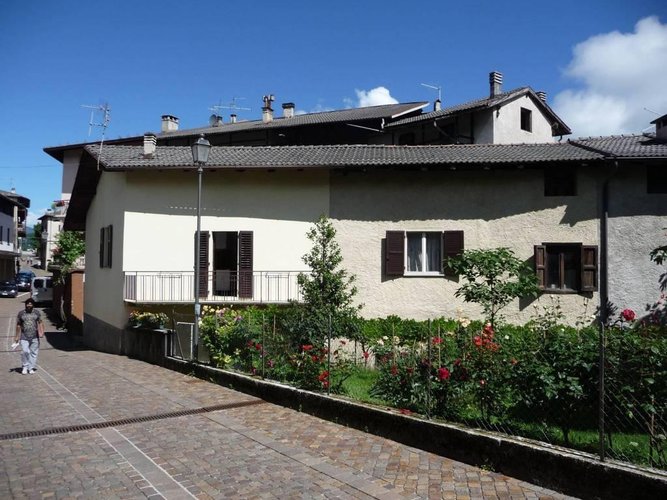 Porzione di casa da ristrutturare - Vattaro 