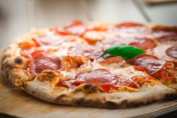 PIZZERIA ASPORTO con cucina attrezzata a VIMERCATE in ottima Vimercate