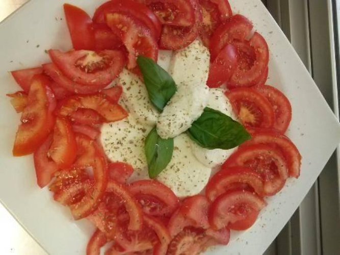 BAR TAVOLA FREDDA, adiacente VILLASANTA ottima posizione. In Villasanta