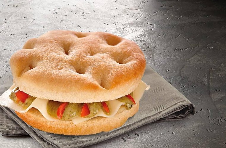 FOCACCERIA PIZZERIA E CAFFETTERIA con laboratorio attrezzato