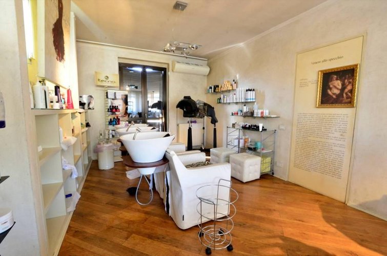 Parrucchieri Uomo - Donna Almenno San Bartolomeo