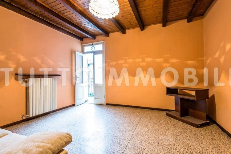 Albino Pentalocale Albino