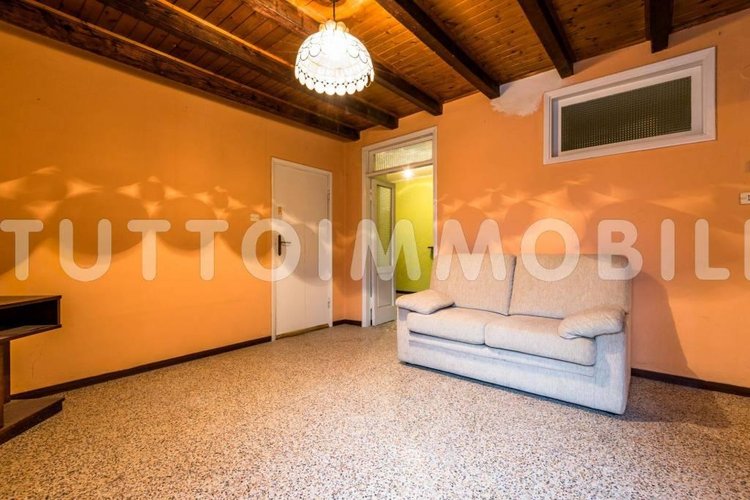 Albino Pentalocale Albino