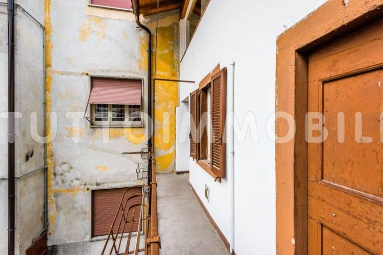 Albino Pentalocale Albino