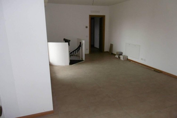 ABITAZIONE CON UFFICIO/STUDIO INSIEME Bergamo