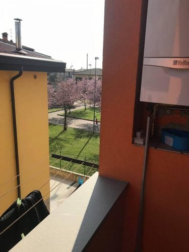 Palazzina indipendente con negozio/ laboratorIo Scanzorosciate