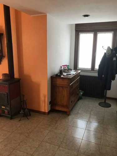 Palazzina indipendente con negozio/ laboratorIo Scanzorosciate