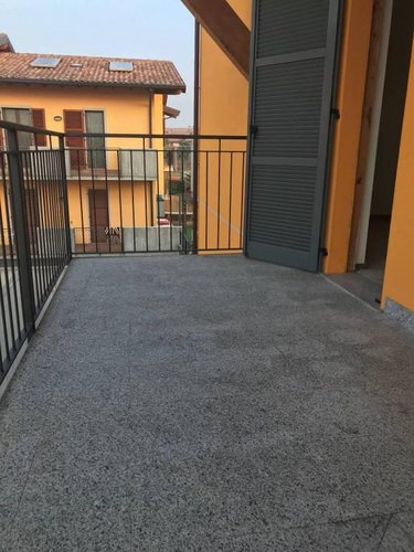 villa Bifamiliare in orrizzontale, in comune di Grassobbio Grassobbio