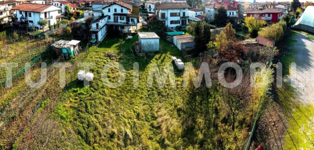 LOTTO DI TERRENO EDIFICABILE VILLA DI SERIO Villa di Serio