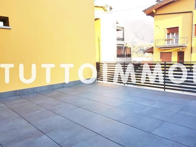 NUOVA VILLETTA SINGOLA IN CLASSE A Albino